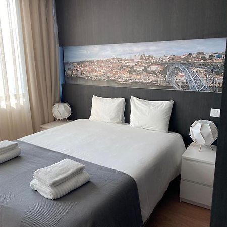 411 Gale Center Apartamento Wi-Fi, Estacionamento Porto Dış mekan fotoğraf