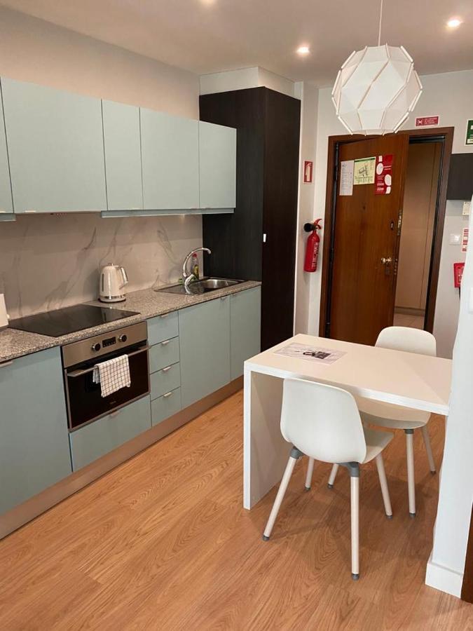 411 Gale Center Apartamento Wi-Fi, Estacionamento Porto Dış mekan fotoğraf